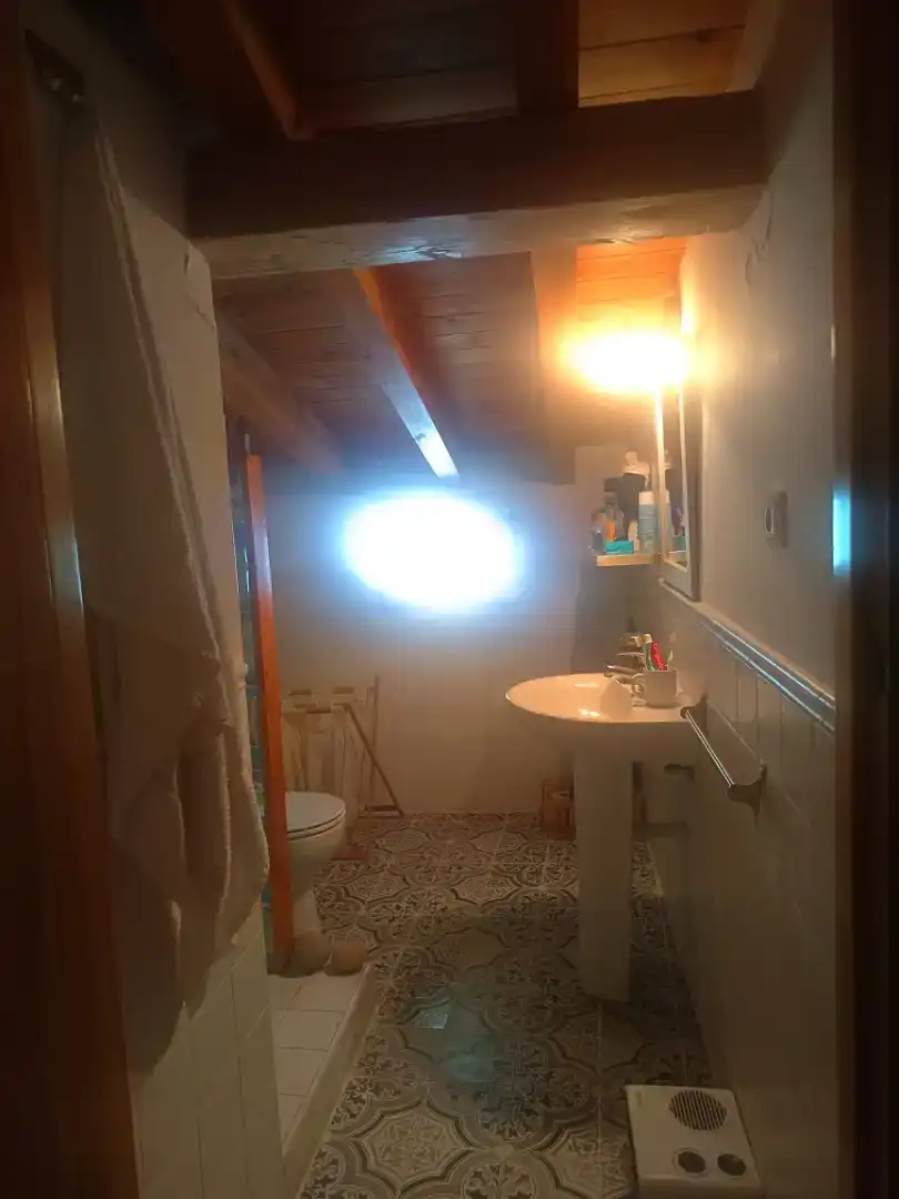 Bany de Casa adosada en venda en Plasencia amb Aire condicionat i Balcó