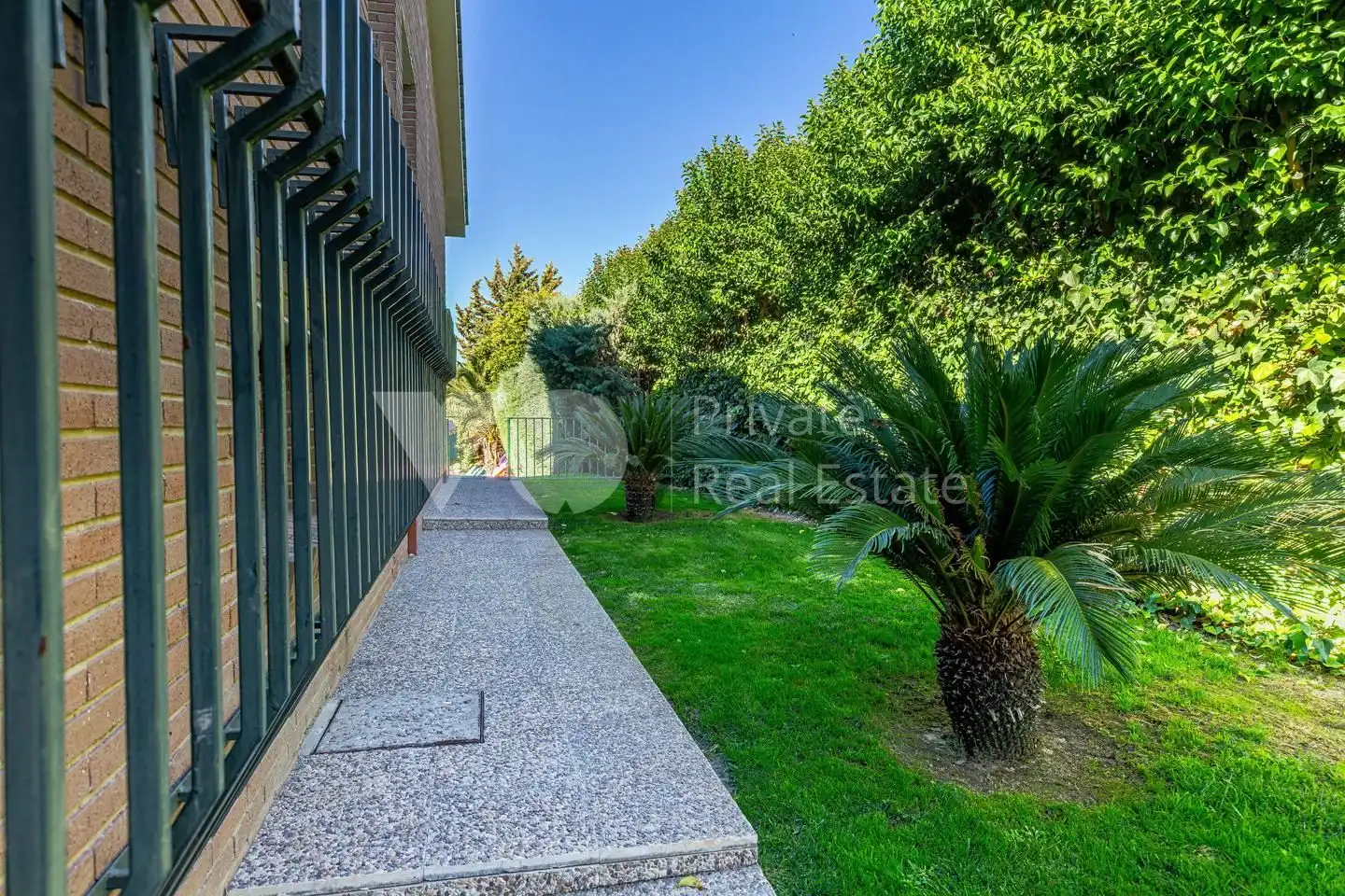 Jardí de Casa o xalet en venda en Majadahonda amb Aire condicionat, Calefacció i Jardí privat
