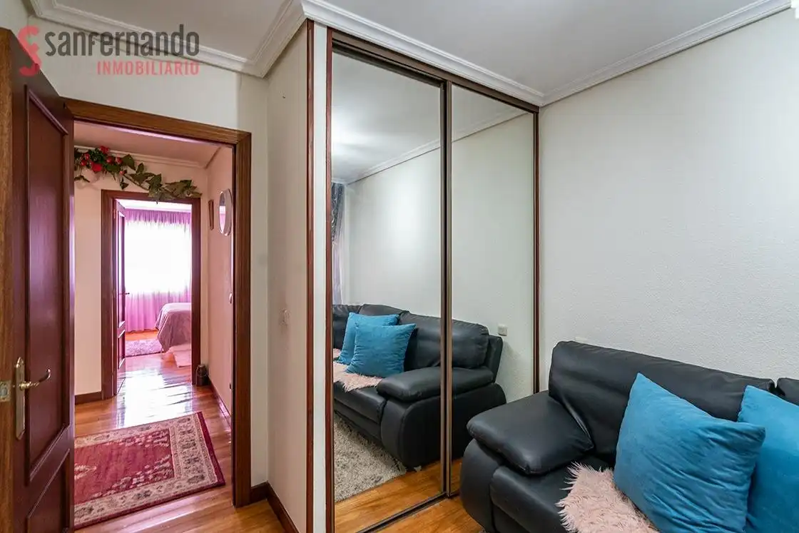 Habitación de Piso en venta en Cartes con Calefacción