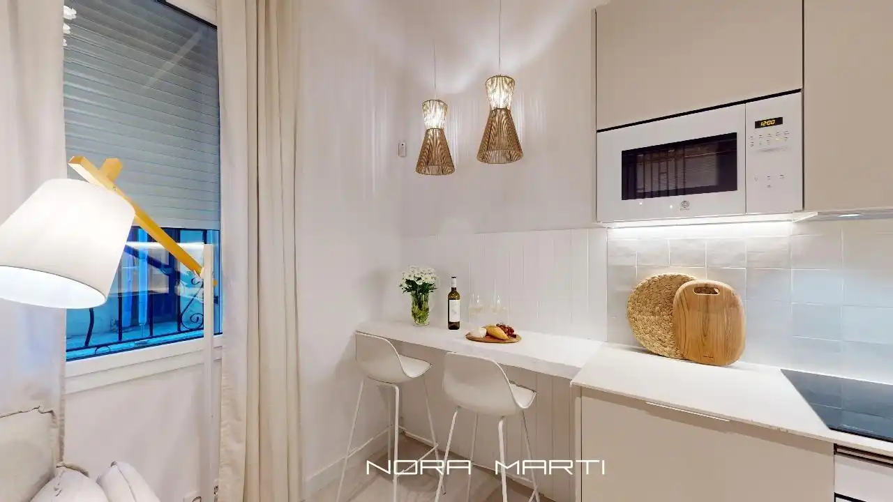 Cocina de Planta baja en venta en Barcelona con Aire acondicionado, Calefacción y Amueblado