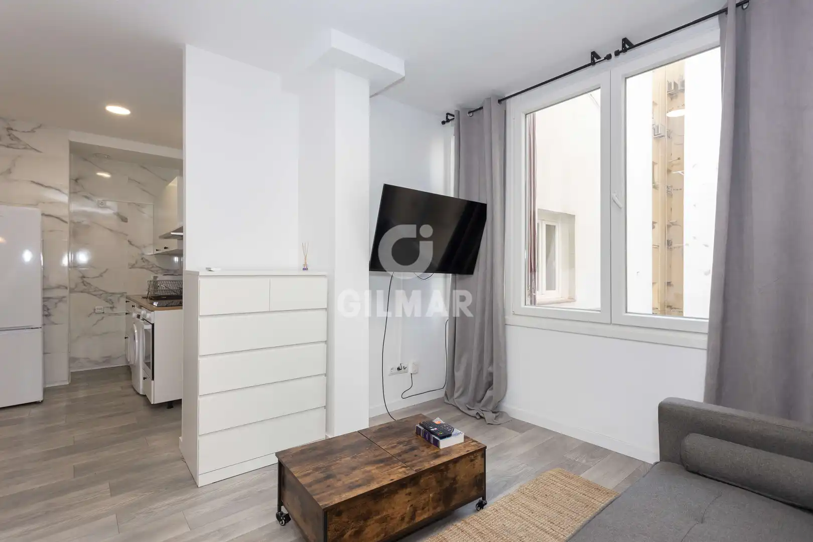 Habitación de Piso en venta en Madrid con Calefacción y Balcón