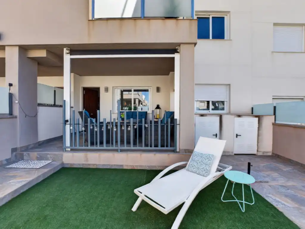Apartamento con piscina en venta en Calle Gines Saura Sanchez, imagen 8