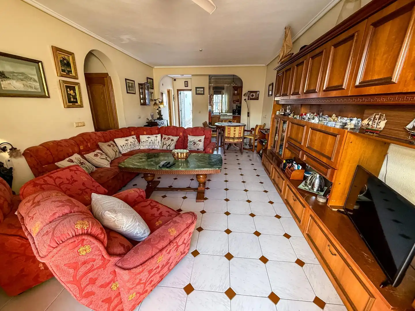 Semi-detached house with pool for sale in SALVADOR DALI, imagen 8