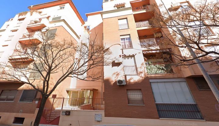 Vista exterior de Pis en venda en  Granada Capital