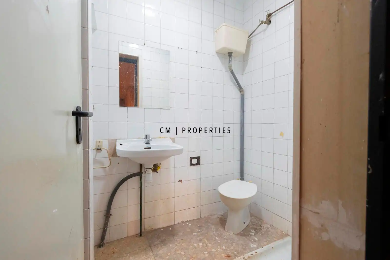 Cocina de Local en venta en Valencia con Terraza