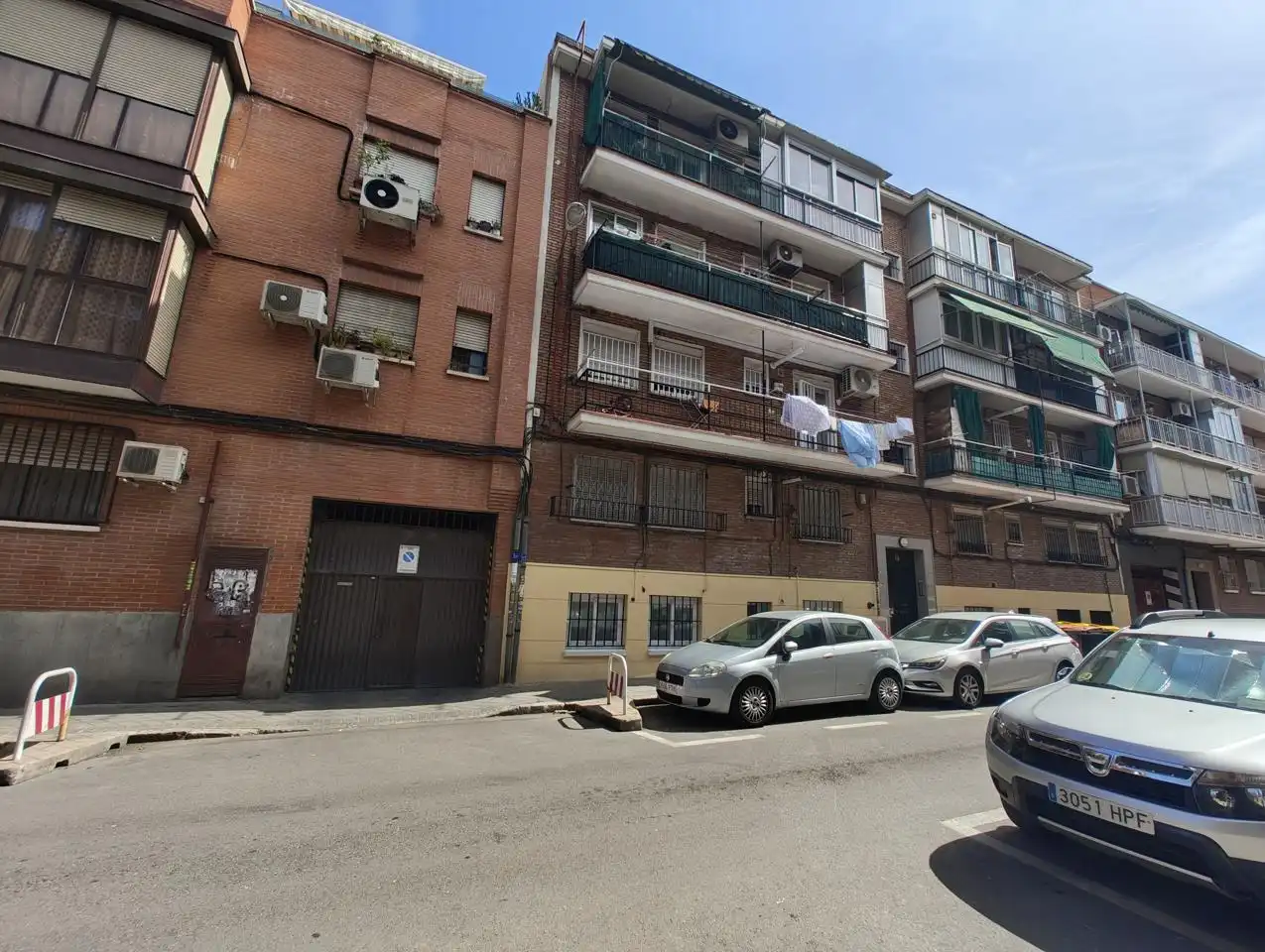 Außenansicht von Wohnung zum Verkauf in Madrid