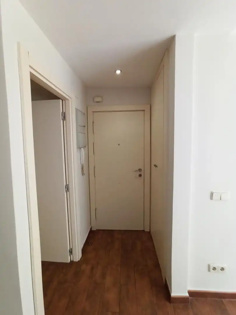 Planta baja de alquiler en Madrid con Terraza y Amueblado