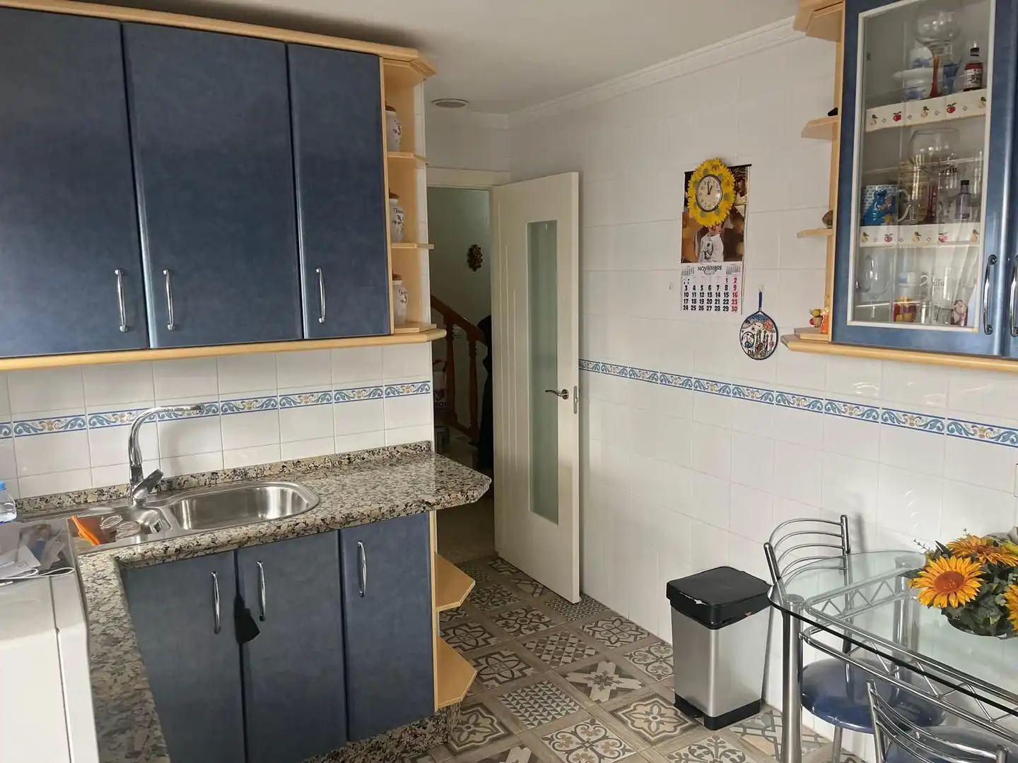 Cocina de Casa adosada en venta en Dos Hermanas con Terraza y Amueblado
