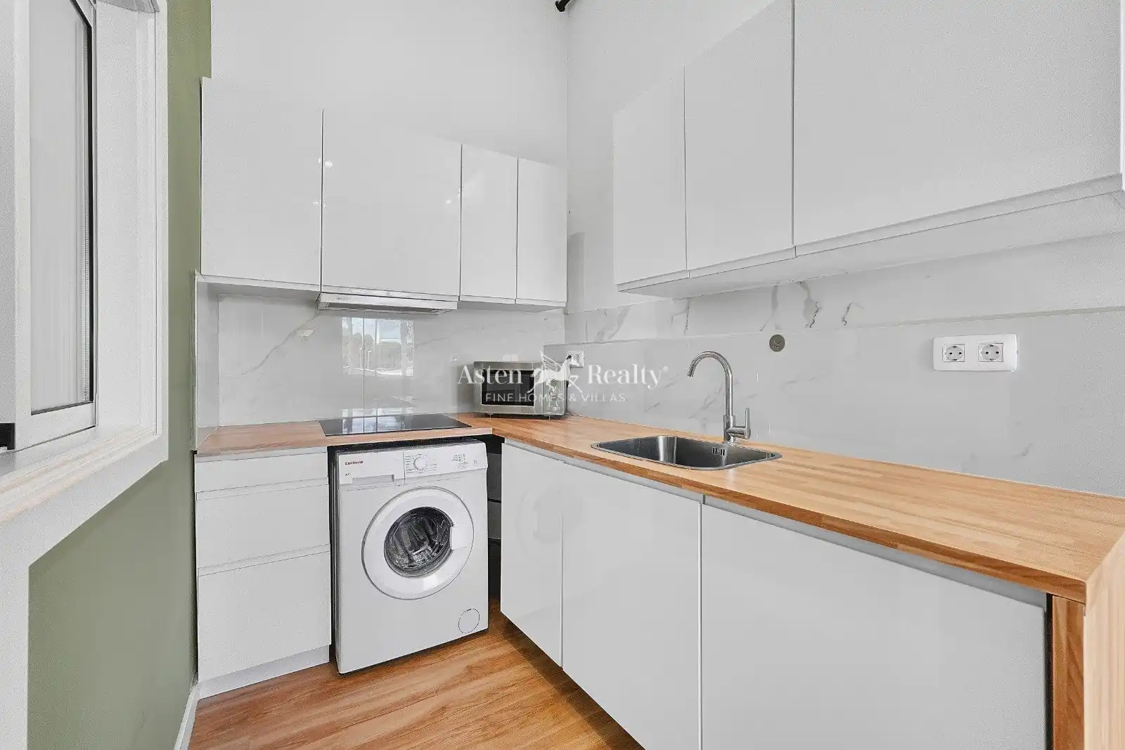 Kitchen of Apartments for sale in Alcalá