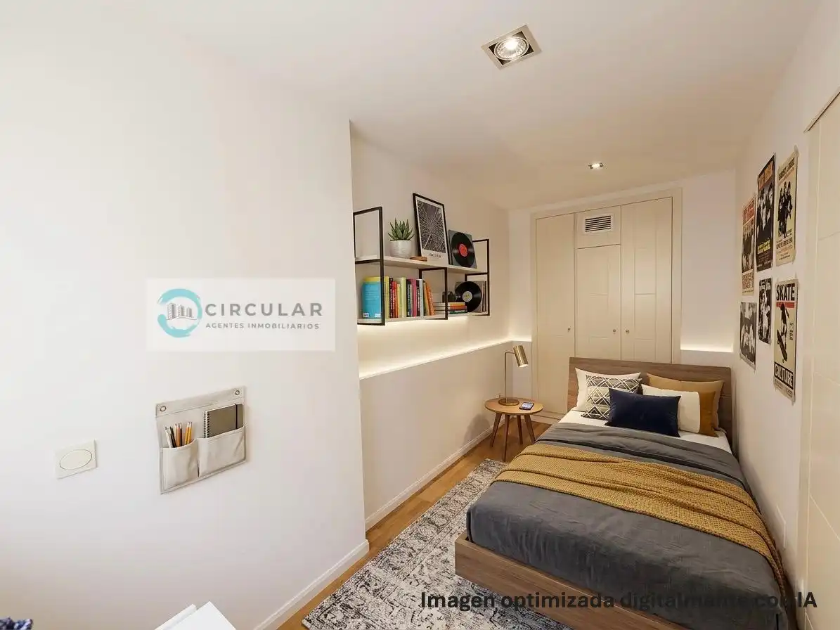 Bedroom of Flat for sale in Alcobendas  with Air Conditioner and Heating