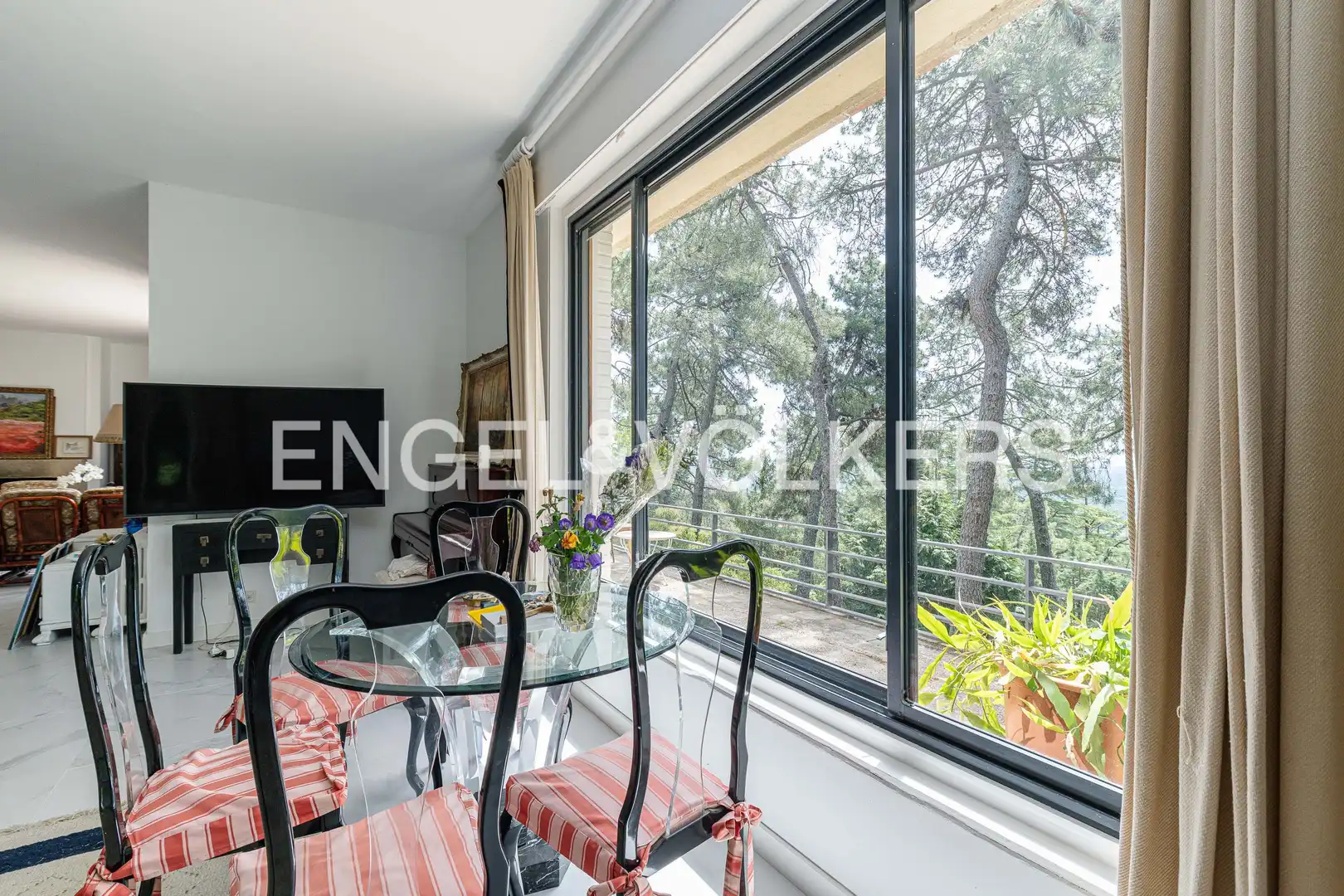 Dining room of Houses for sale in San Lorenzo de El Escorial  with Heating, Private garden and Terrace
