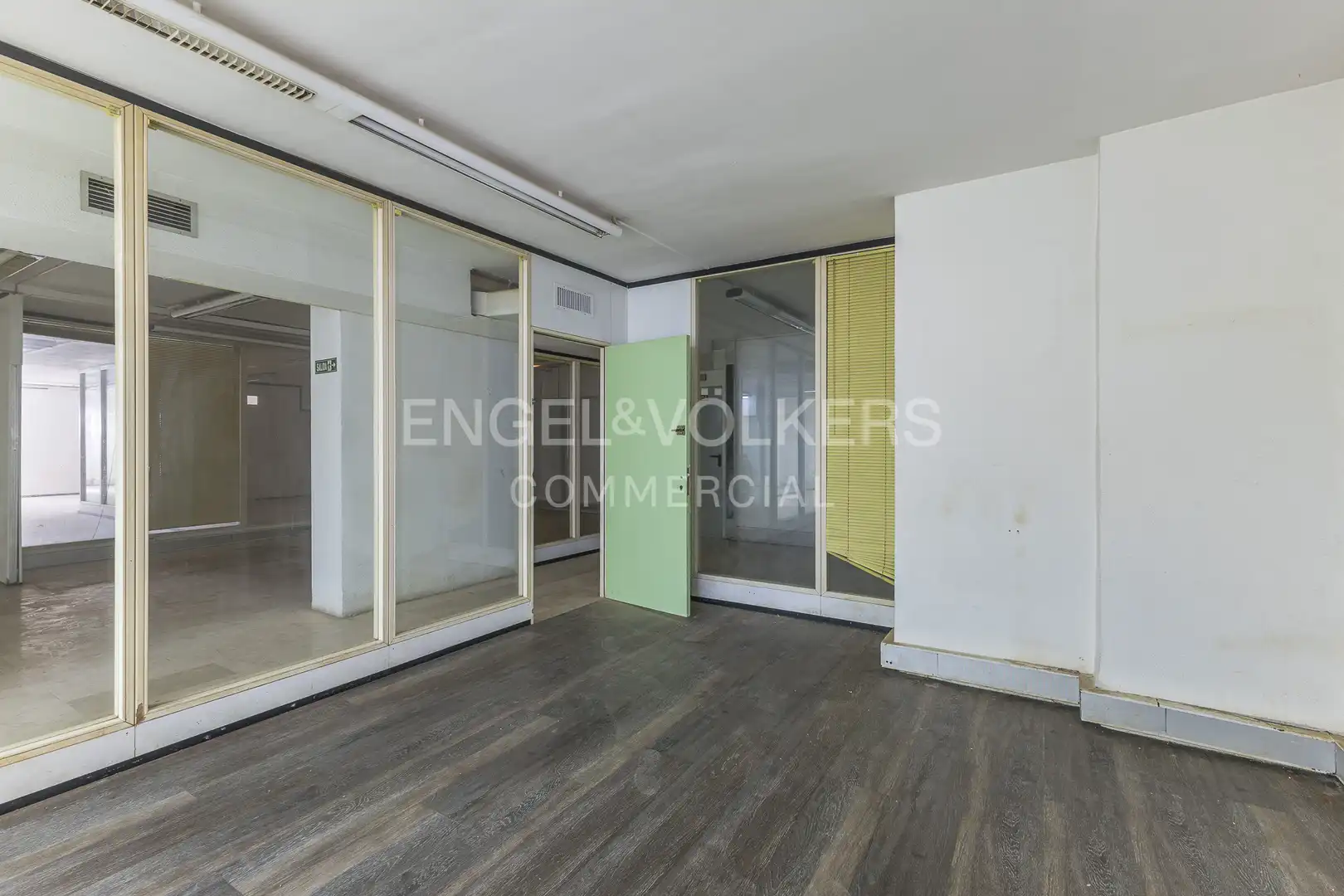 Büro zur Miete in Esplugues de Llobregat