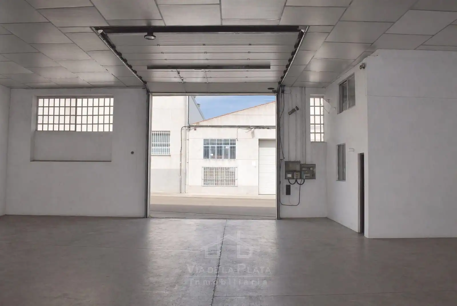 Industrial building for sale in Villares de la Reina, imagen 6