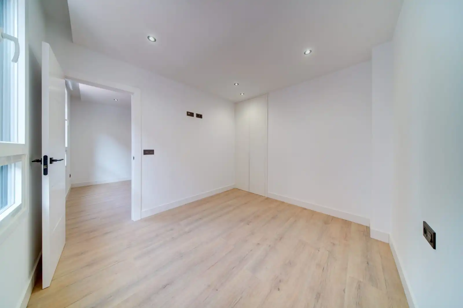 Flat with terrace for sale in Calle de las Delicias 15, imagen 14