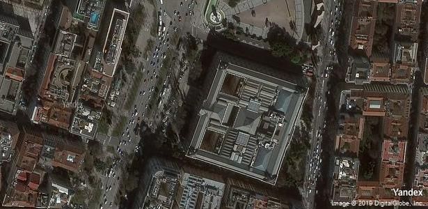 Flat for sale in  Madrid Capital