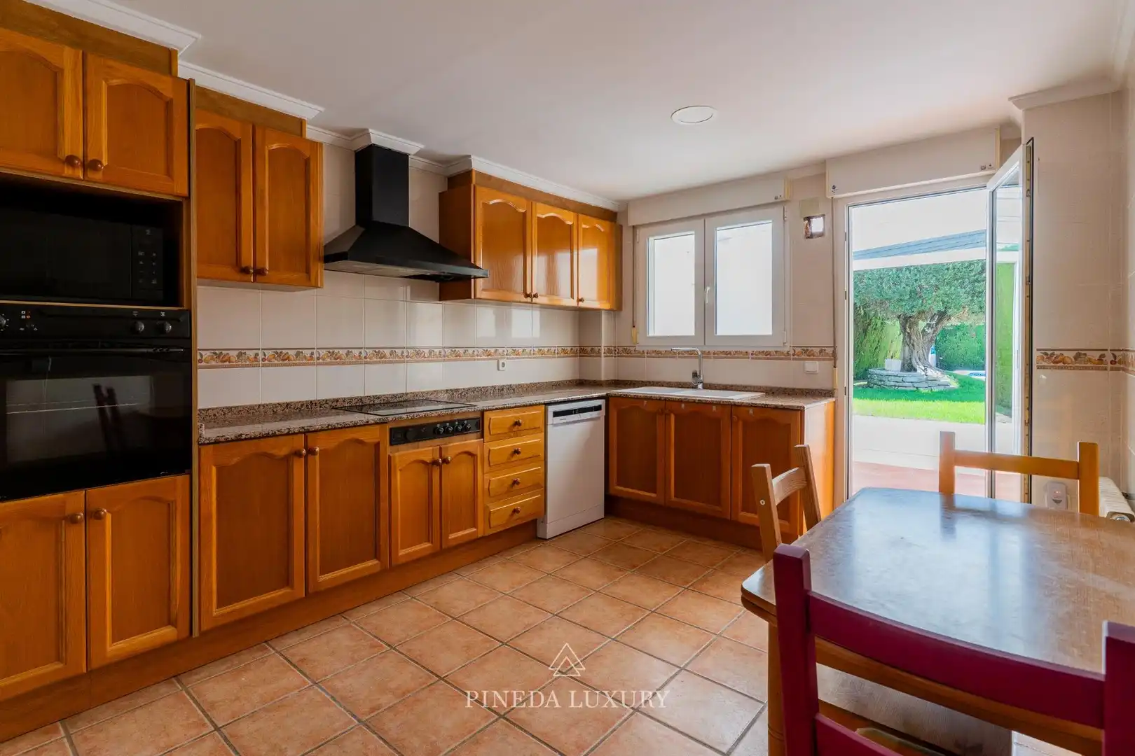 Cocina de Casa o chalet de alquiler en Puçol con Calefacción, Jardín privado y Terraza
