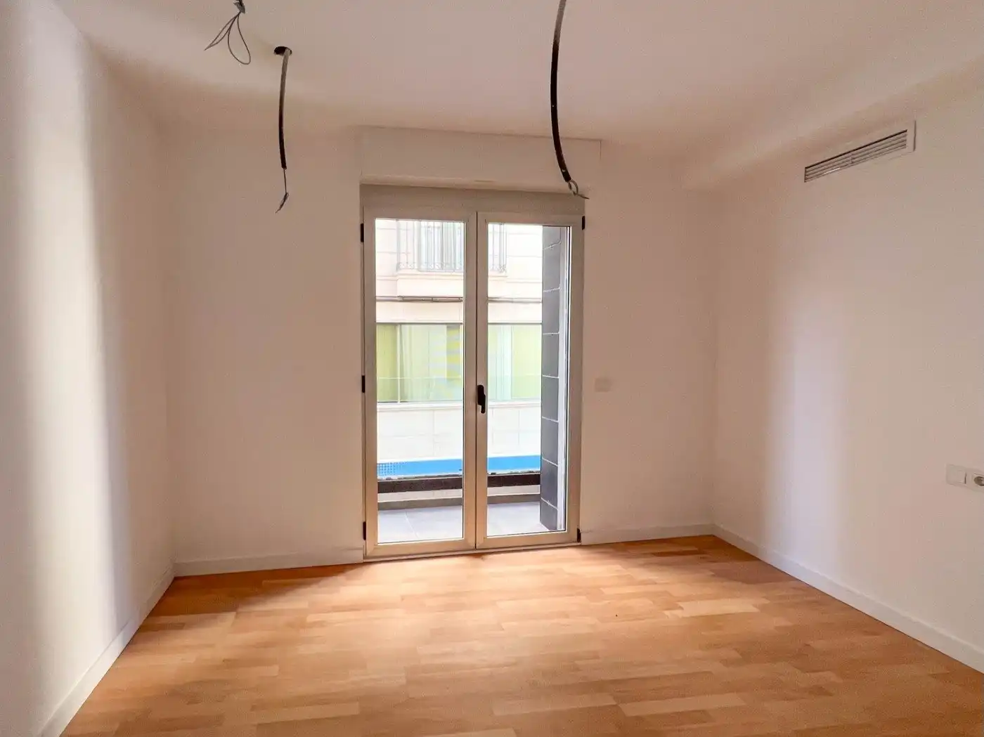 Dormitori de Àtic de lloguer en Elche / Elx amb Aire condicionat, Parquet i Terrassa