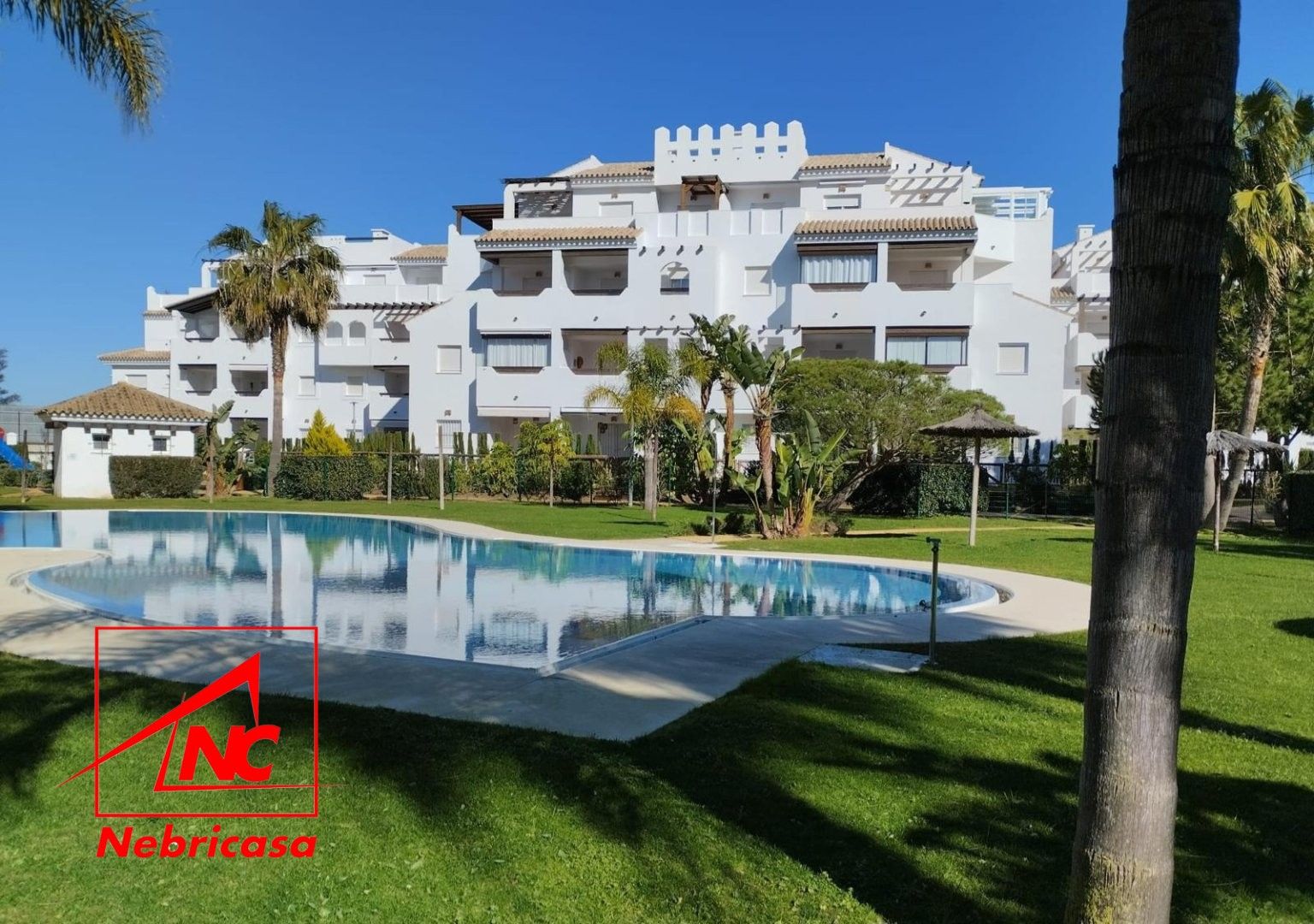 Jardí de Pis en venda en Rota amb Aire condicionat, Terrassa i Piscina