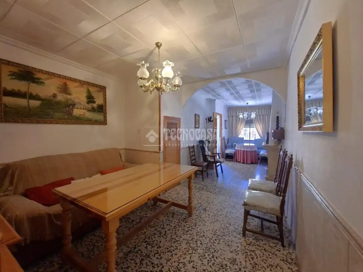 Sala d'estar de Casa adosada en venda en Valle del Zalabí amb Calefacció i Terrassa