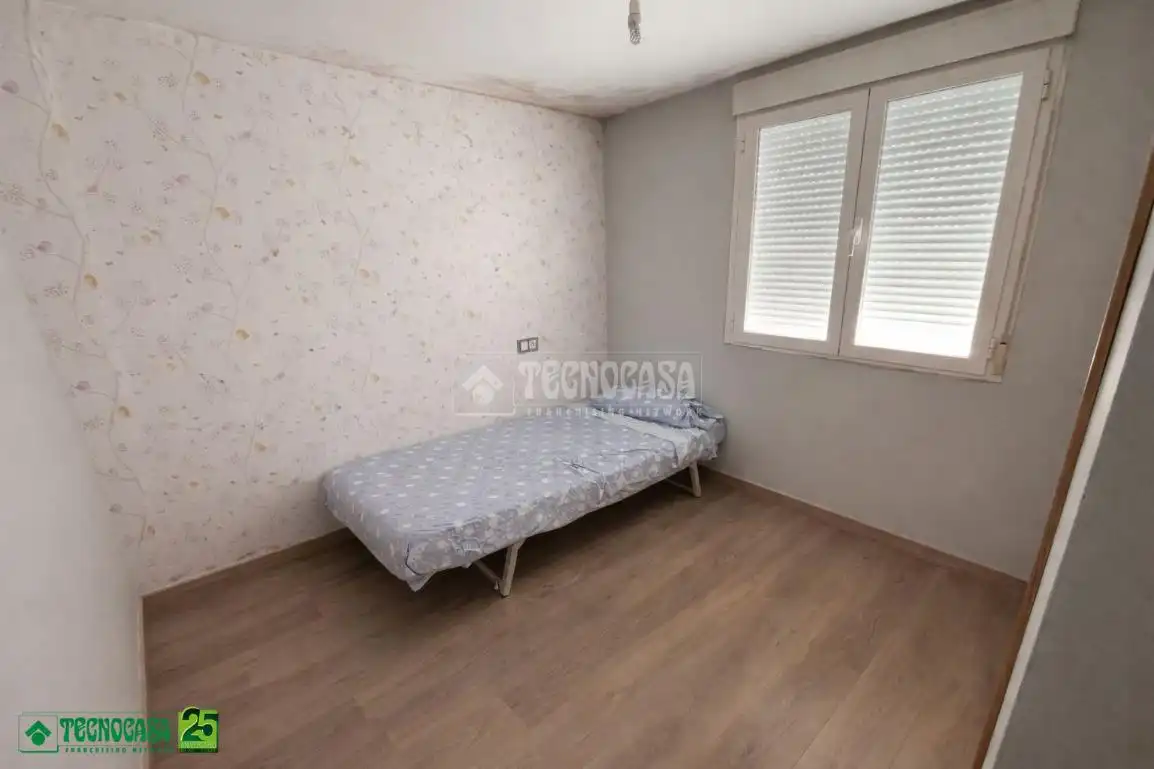 Schlafzimmer von Wohnung zum Verkauf in Bolaños de Calatrava mit Klimaanlage, Heizung und Gemeinschaftspool