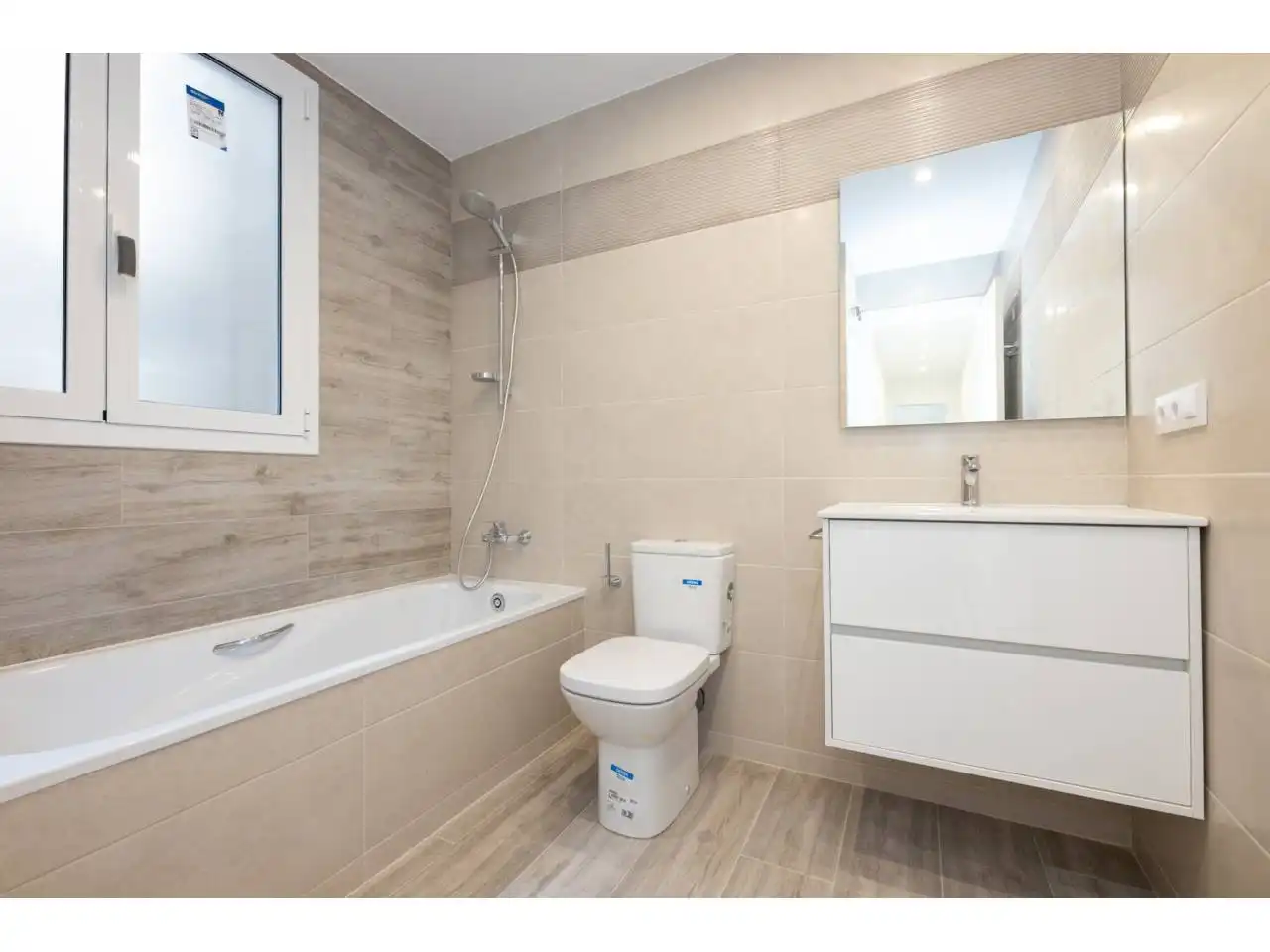 Baño de Piso en venta en Barcelona con Terraza