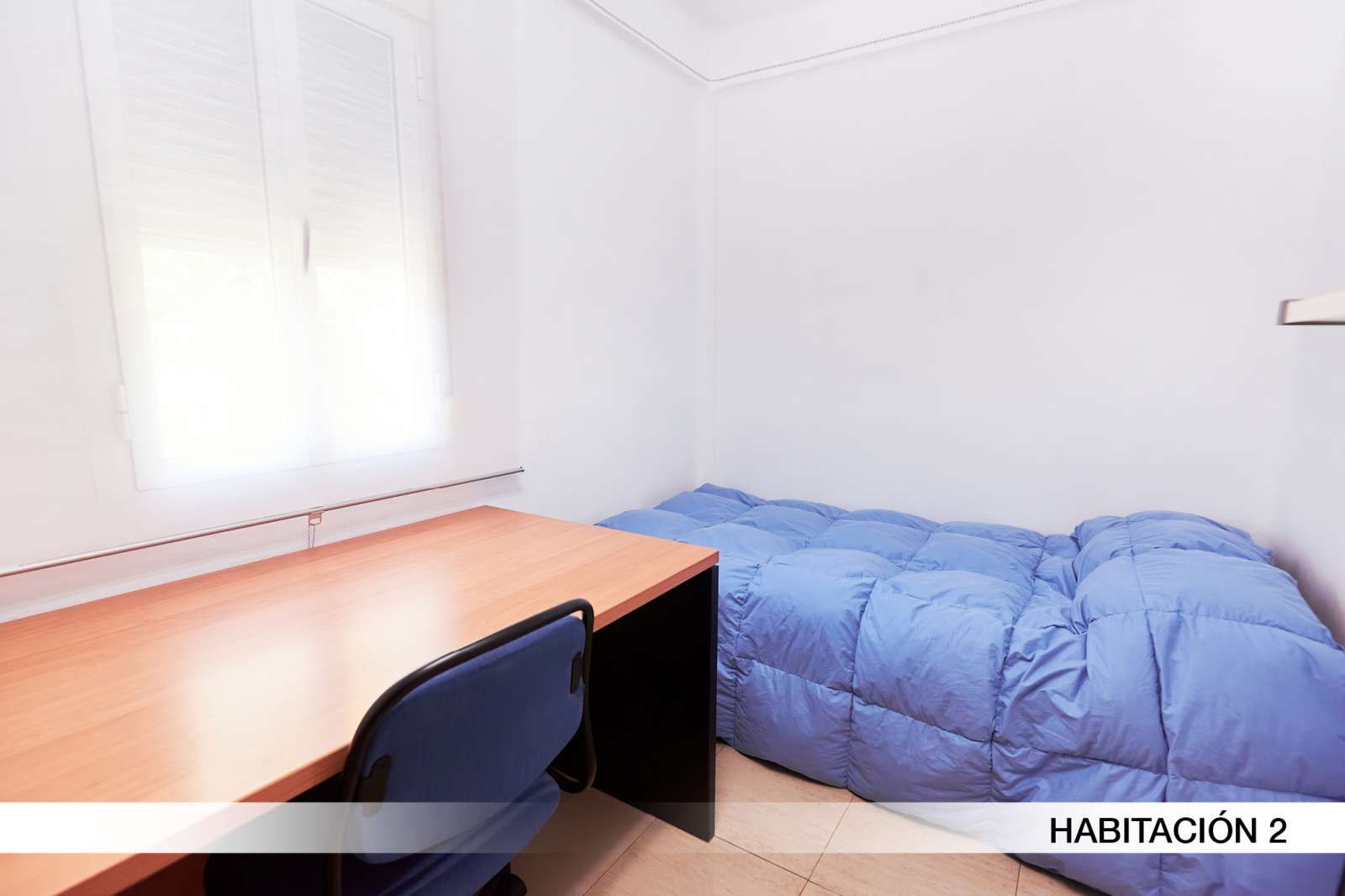 Dormitori de Pis per a compartir en  Sevilla Capital amb Aire condicionat, Calefacció i Terrassa