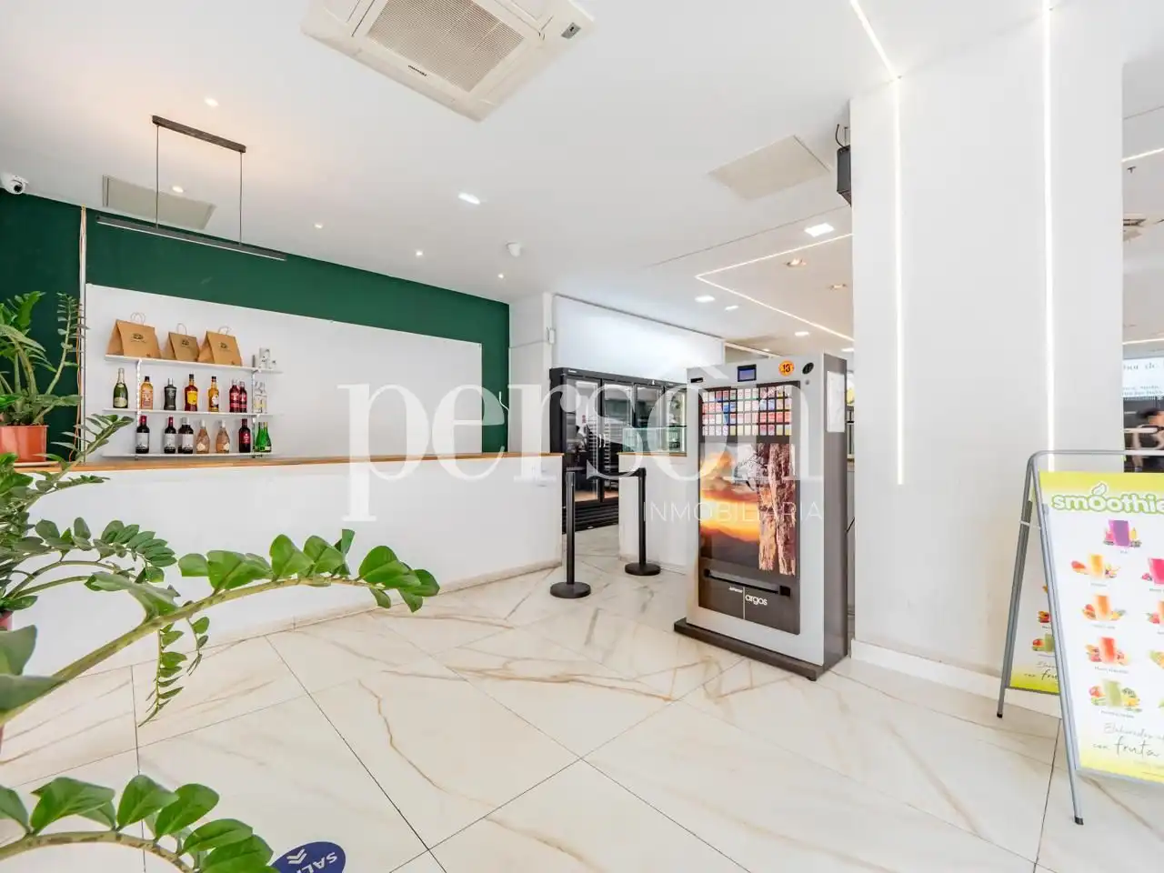Business premises for transfer in Rascanya, imagen 2