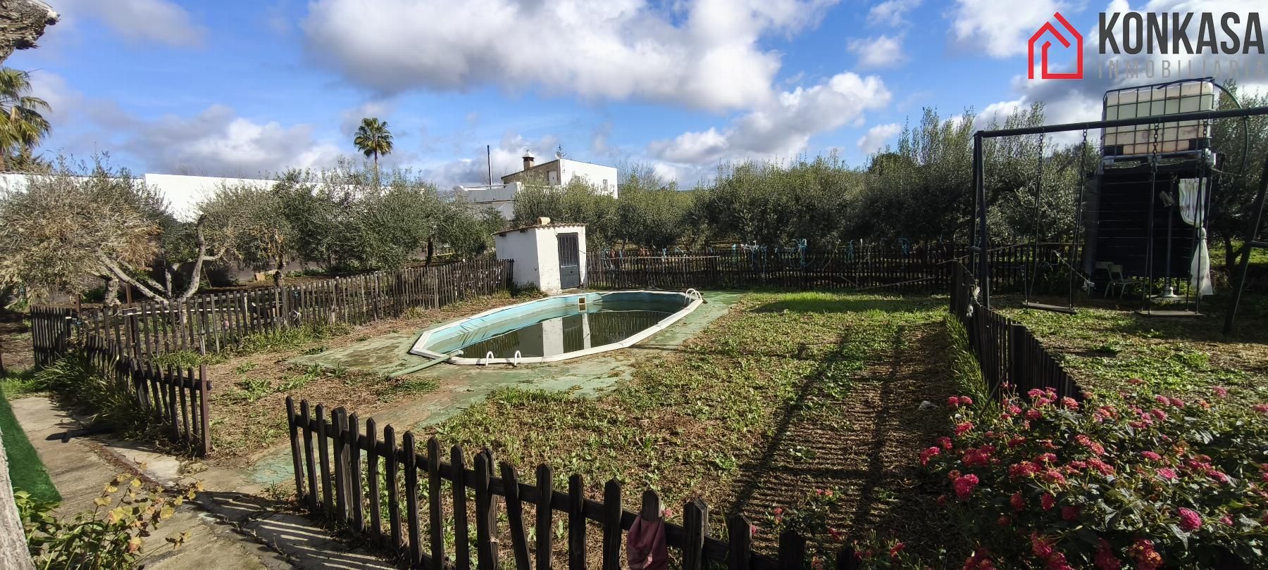 Schwimmbecken von Country house zum verkauf in Villamartín mit Abstellraum und Schwimmbad