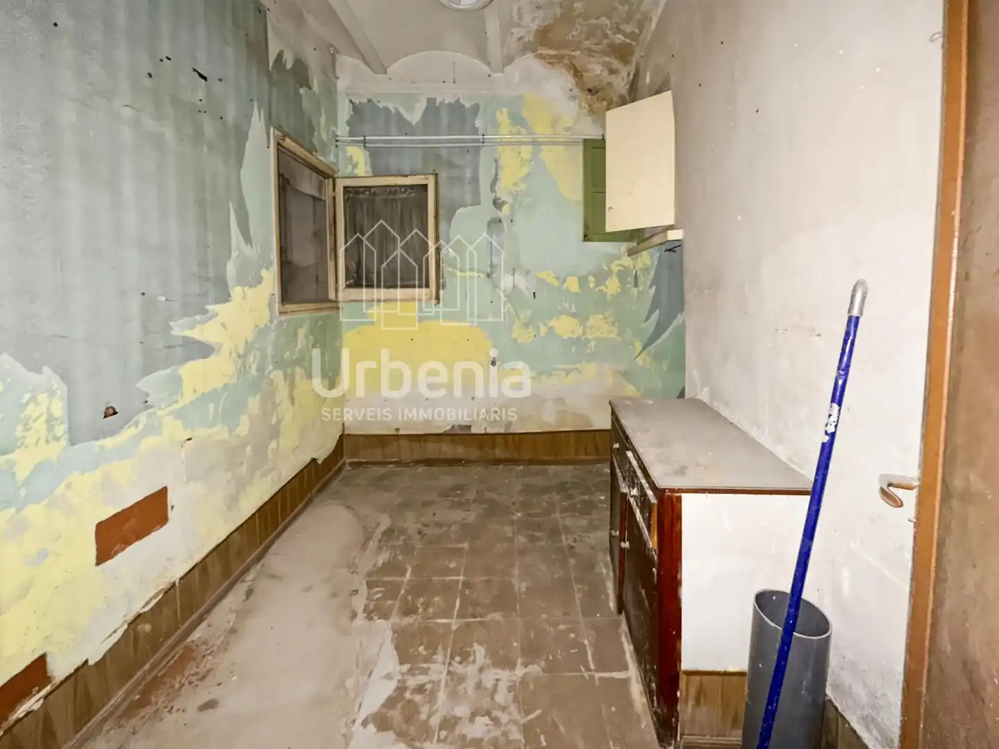 Küche von Wohnung zum Verkauf in Argentona mit Heizung, Privatgarten und Abstellraum