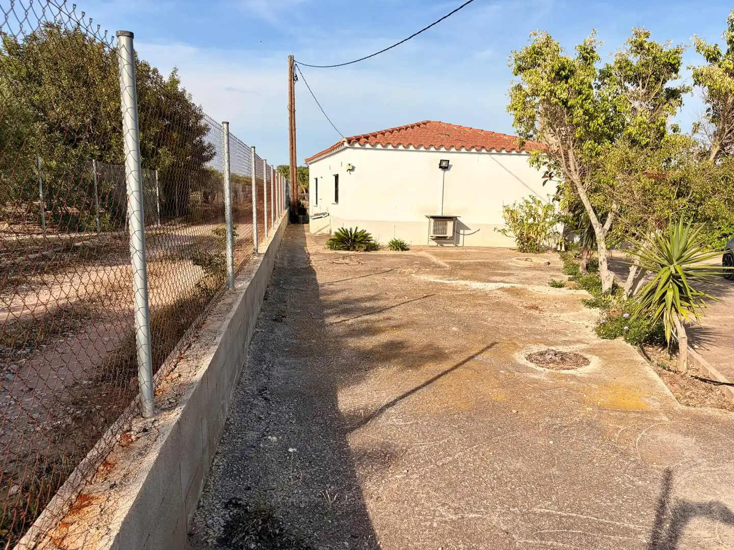 Vista exterior de Finca rústica en venda en Mont-roig del Camp amb Calefacció i Jardí privat