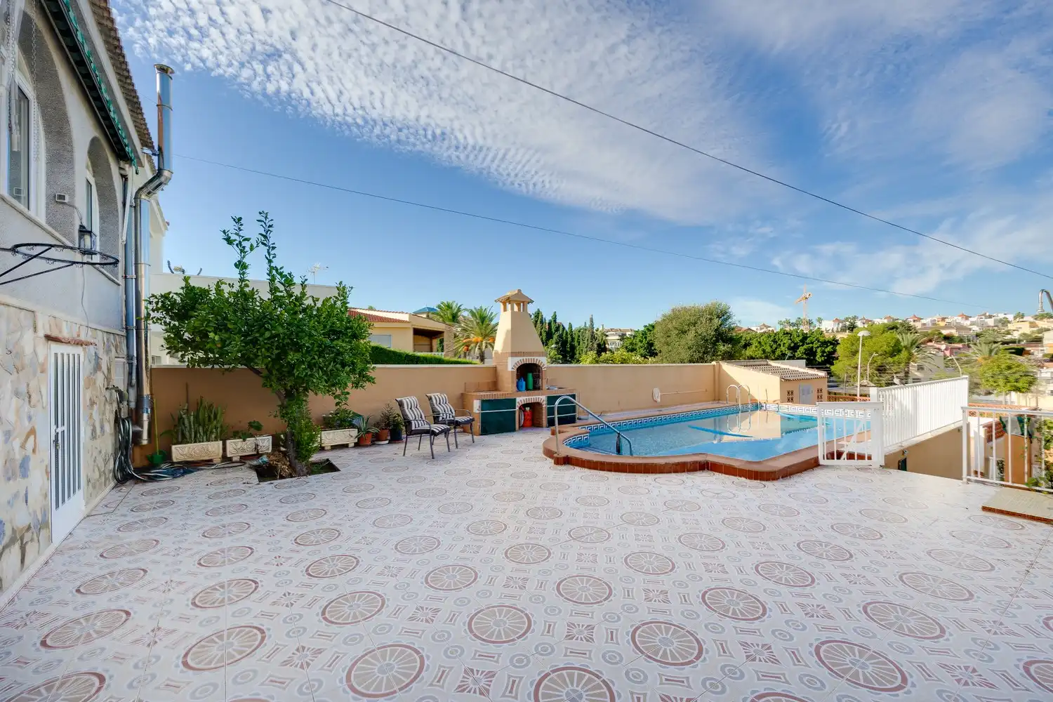 Piscina de Casa adosada en venta en Torrevieja con Aire acondicionado, Calefacción y Jardín privado