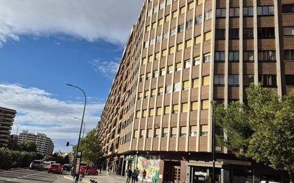 Vista exterior de Pis en venda en  Zaragoza Capital amb Aire condicionat, Terrassa i Balcó