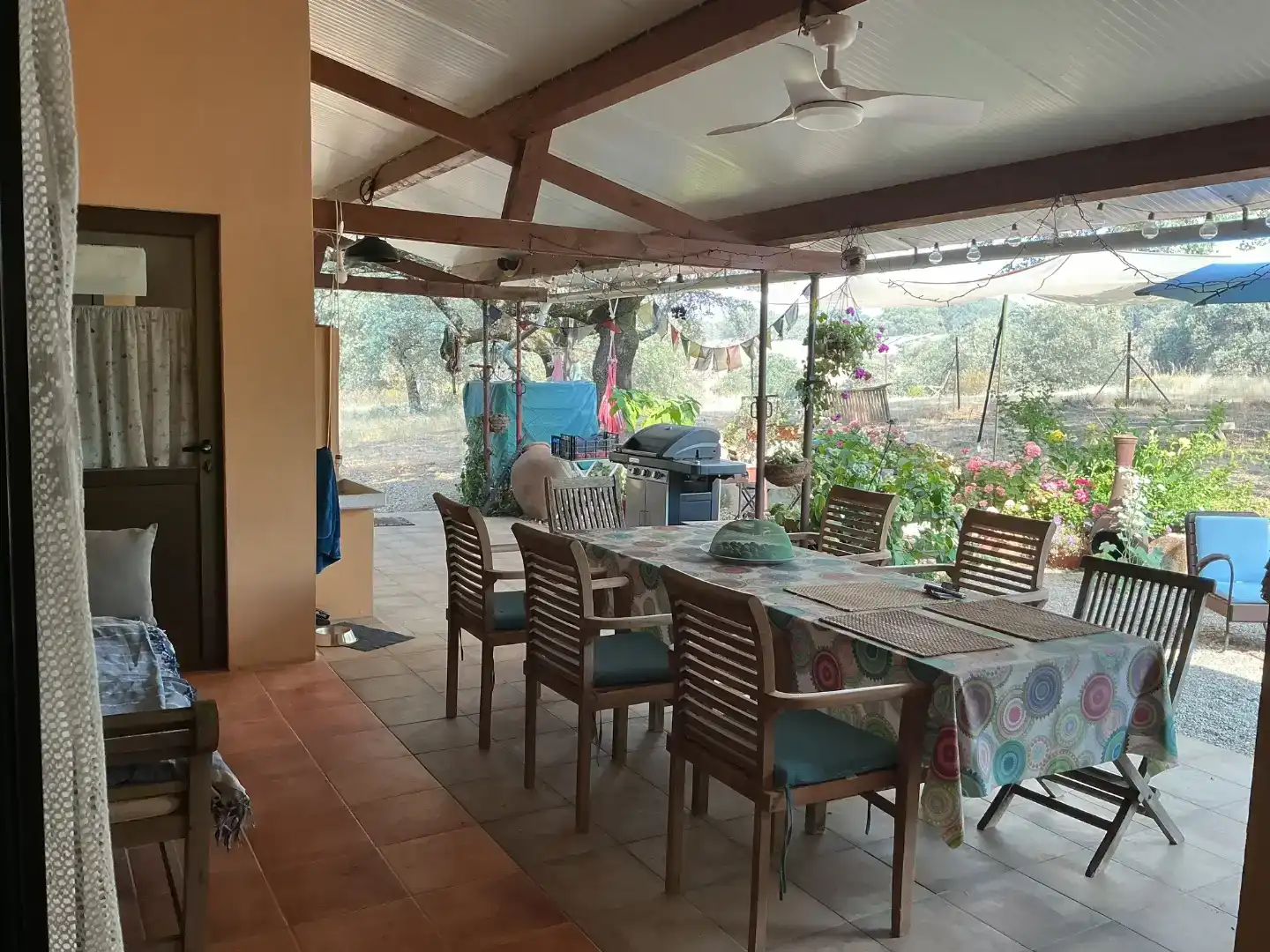 Terrassa de Finca rústica en venda en Villasbuenas de Gata amb Aire condicionat, Traster i Piscina