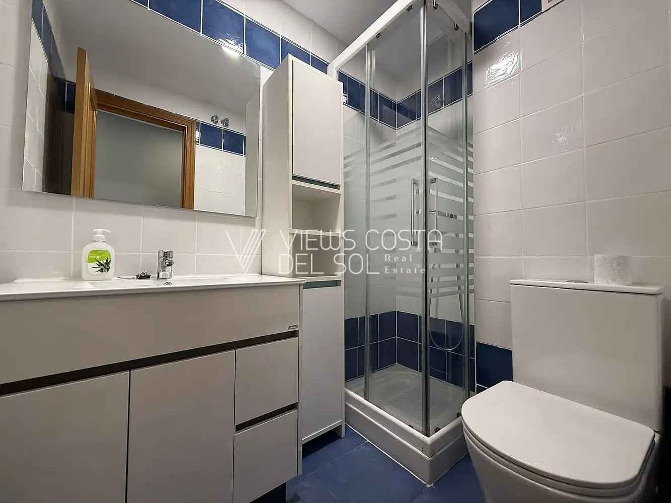 Bany de Apartament en venda en Vélez-Málaga amb Aire condicionat, Calefacció i Jardí privat