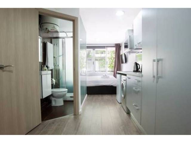 Piso en Venta en Calle Vila i vila, 49 en El Poble Sec - Parc de Montjuïc