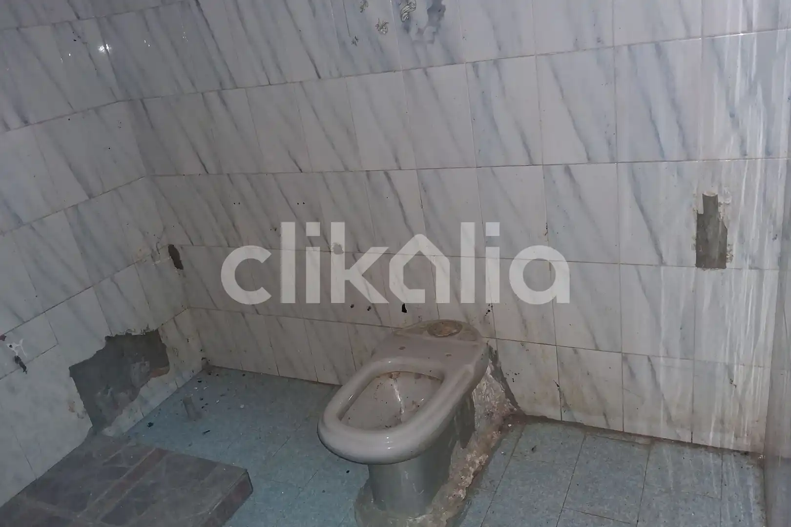 Bany de Casa o xalet en venda en Guadix