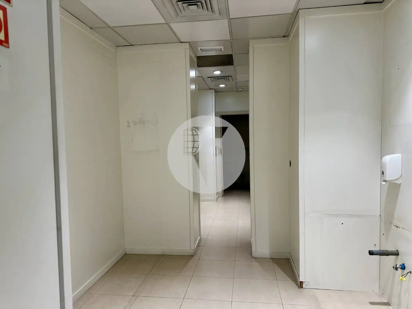 Commercial properties for rent in Barcelona  with Air Conditioner
