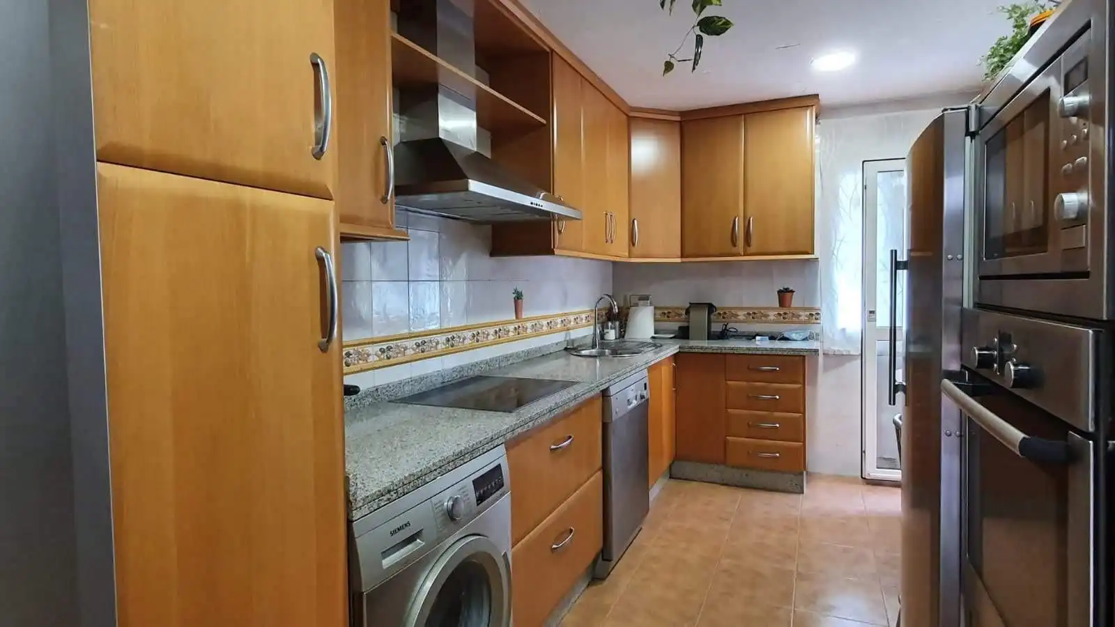 Kitchen of Houses for rent in Granada