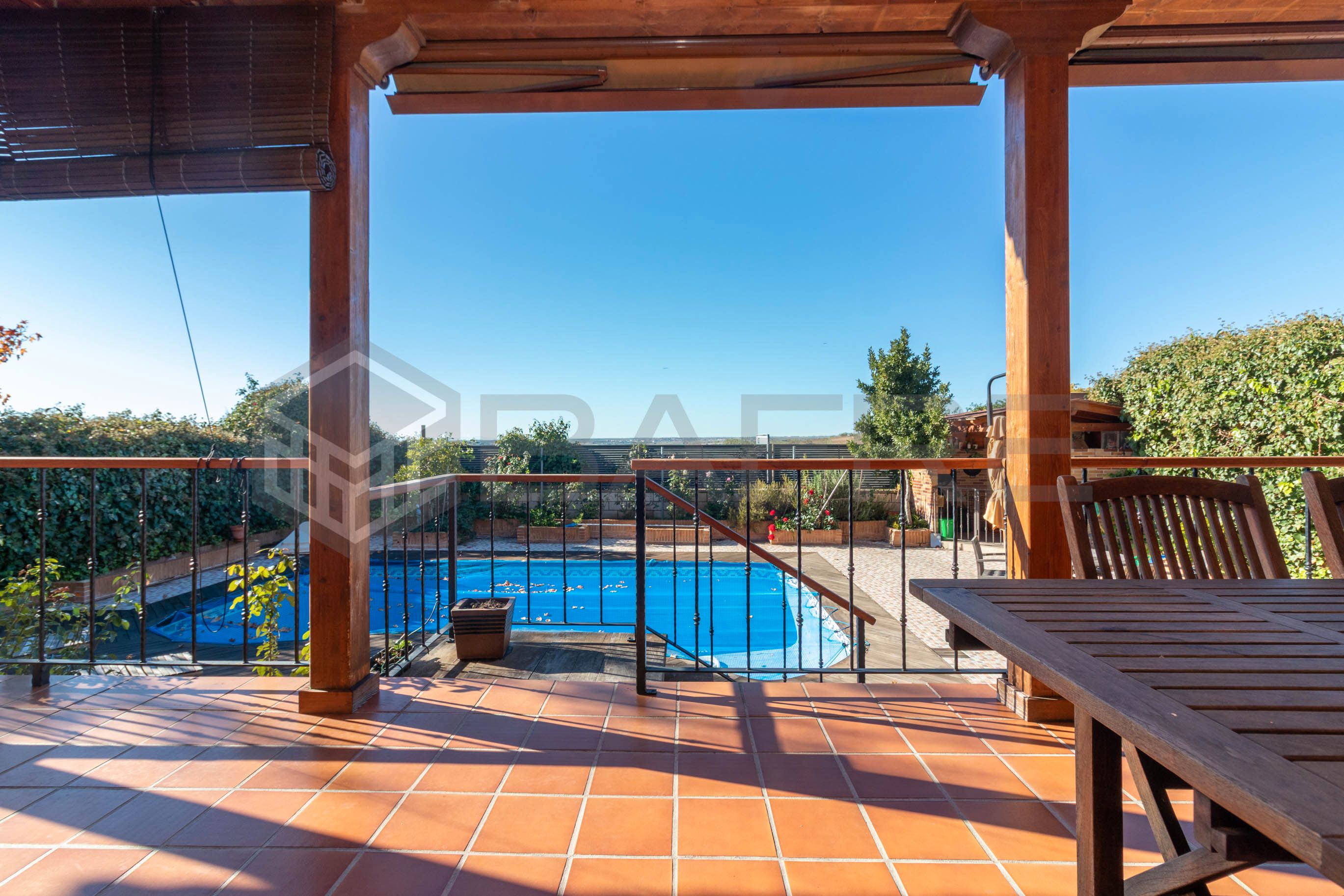 Terrace of House or chalet for sale in Arroyomolinos (Madrid)  with Air Conditioner, Heating and Private garden