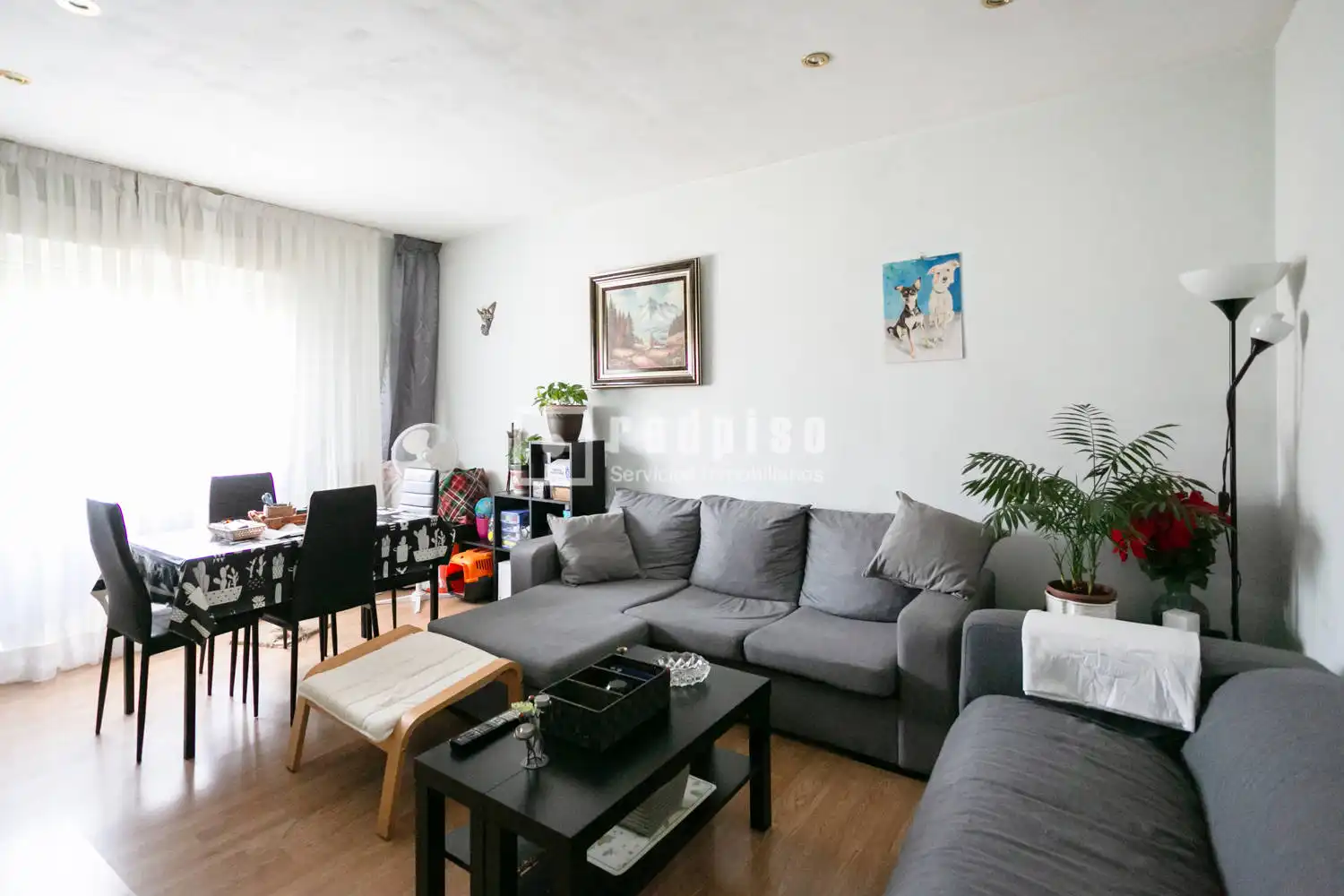 Wohnzimmer von Wohnung zum Verkauf in Navalagamella mit Heizung