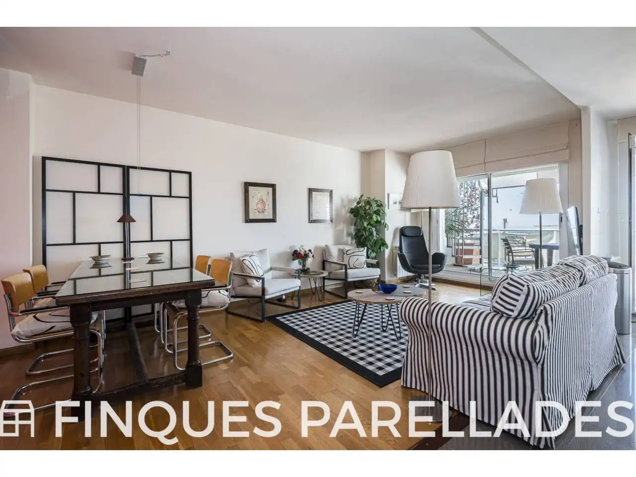 Sala d'estar de Àtic en venda en Sitges amb Aire condicionat, Calefacció i Parquet