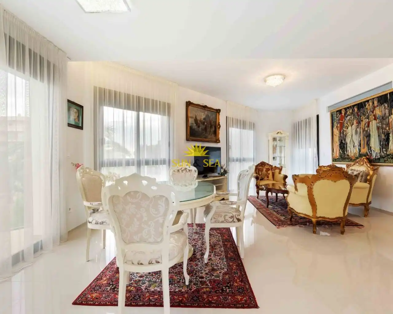 Flat with pool to rent in Los Arenales del Sol, imagen 2