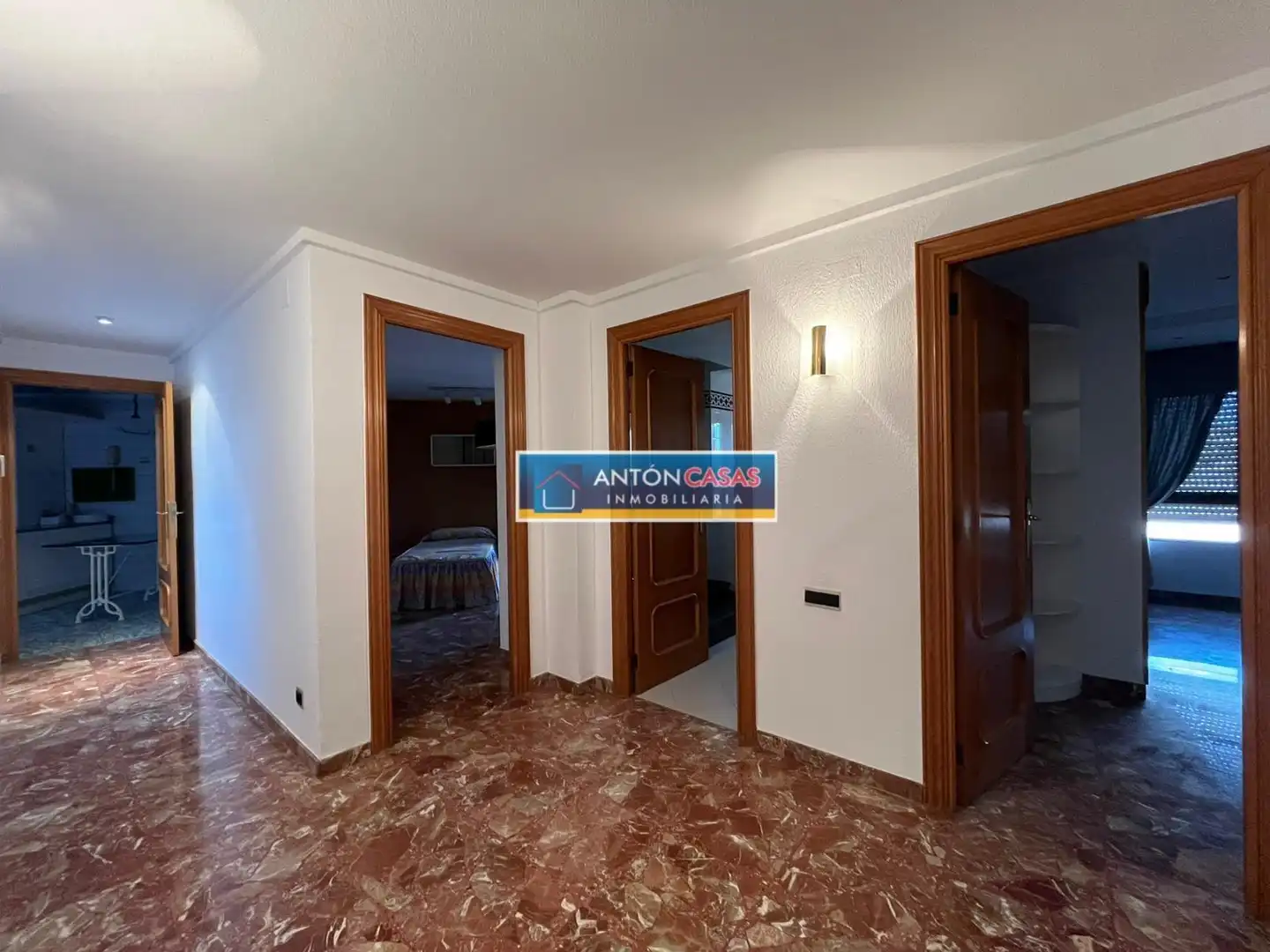 Dachboden zum Verkauf in Elda mit Balkon und Alarm