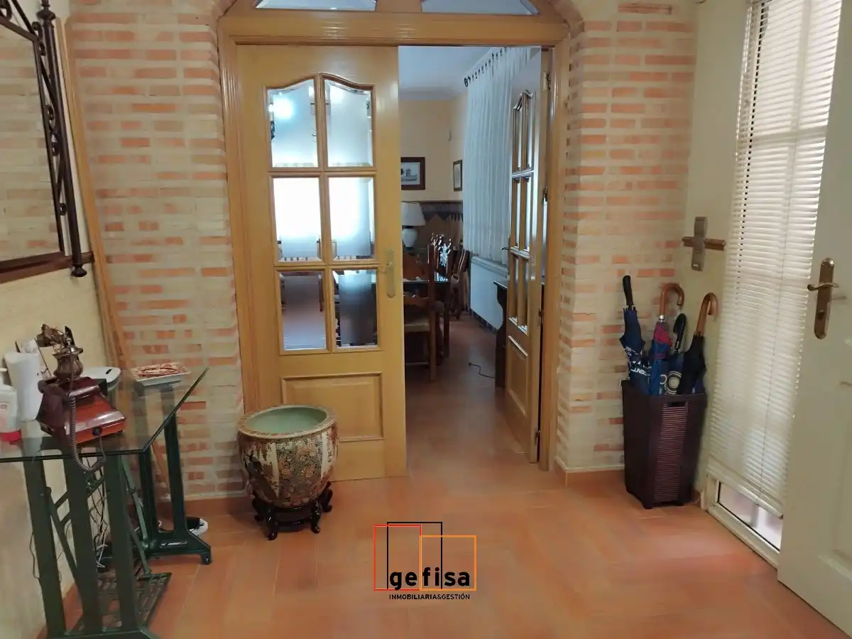 Casa o chalet en venta en Valdepeñas con Calefacción, Trastero y Piscina