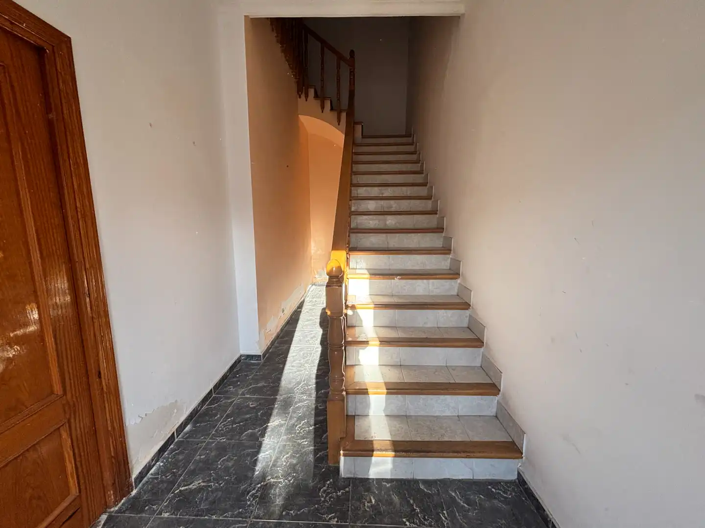 Houses for sale in Socuéllamos  with Private garden, Storage room and Alarm