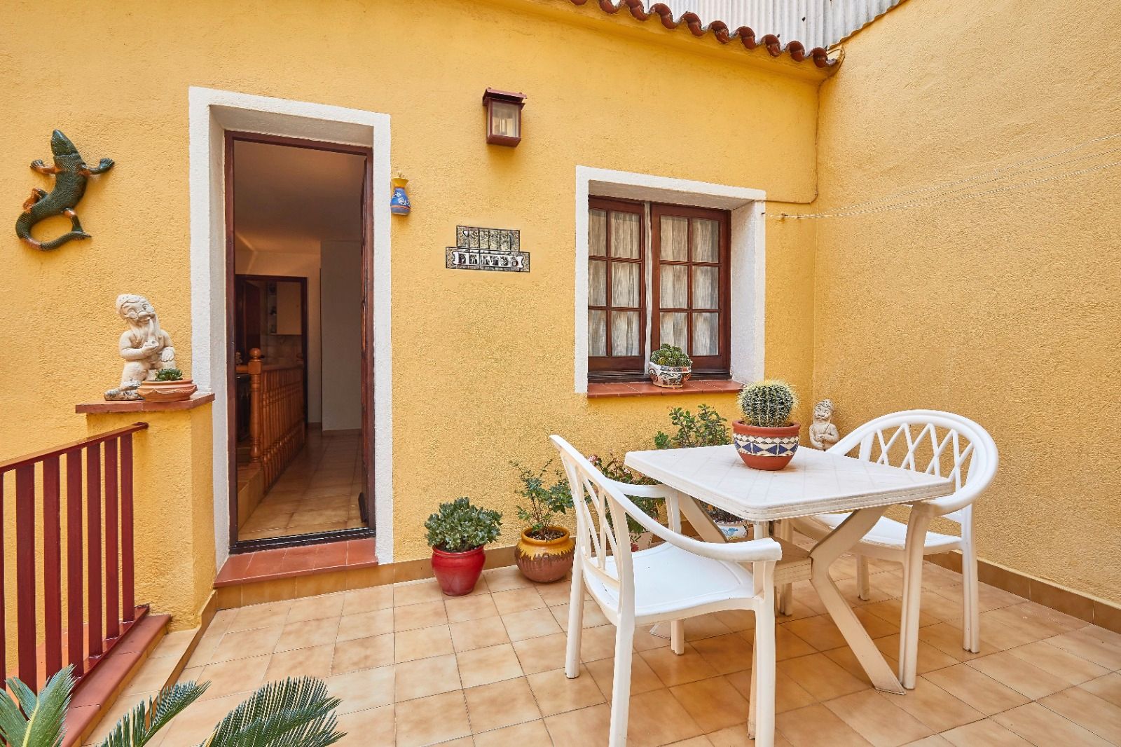 Jardí de Casa adosada en venda en Vilassar de Mar amb Aire condicionat, Terrassa i Traster