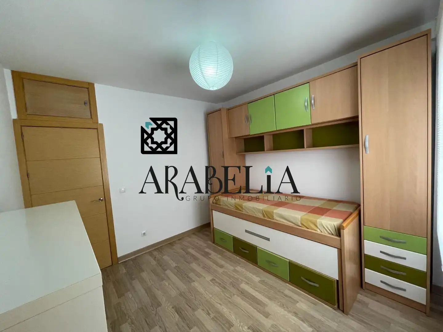 Bedroom of Flat for sale in Córdoba  with Air Conditioner