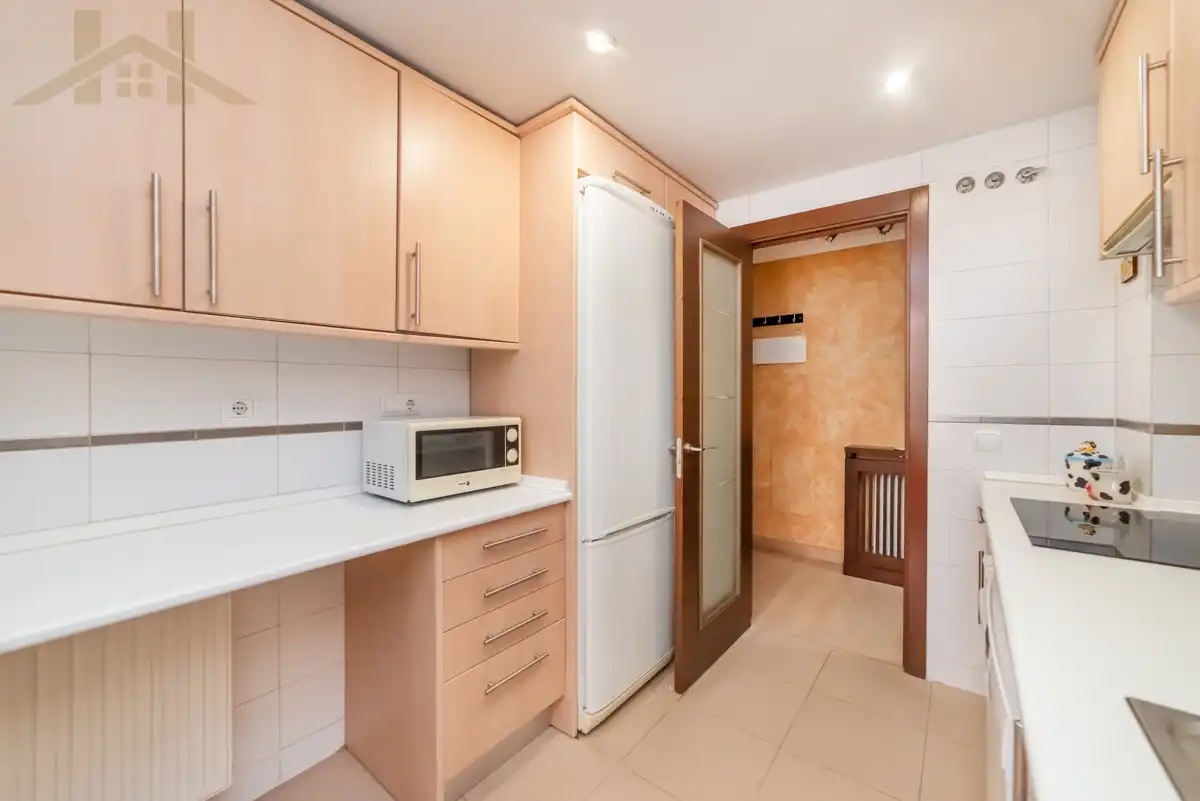 Küche von Wohnung zum Verkauf in Ciempozuelos mit Klimaanlage, Heizung und Terrasse