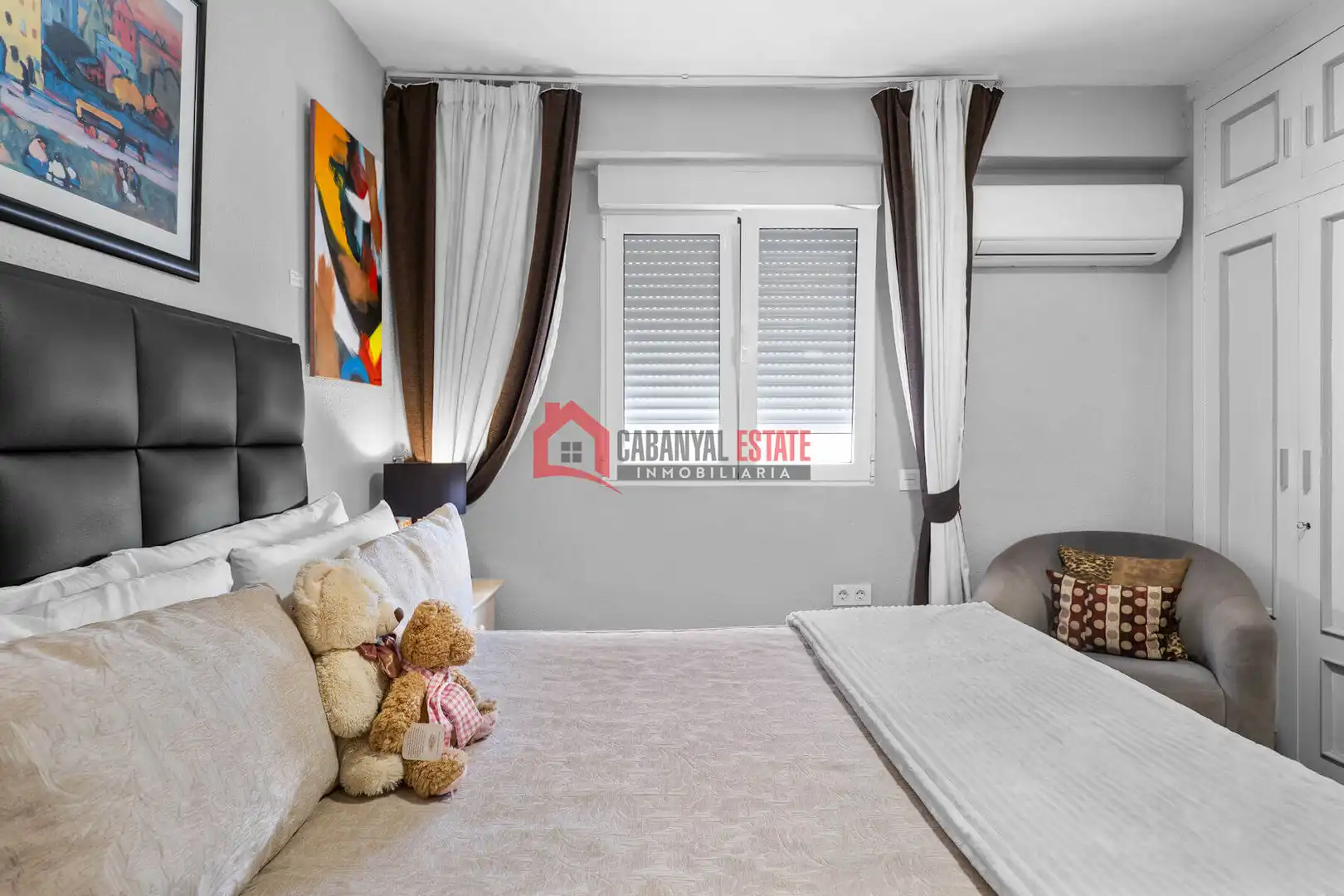 Habitación de Apartamento en venta en Valencia con Aire acondicionado, Terraza y Amueblado