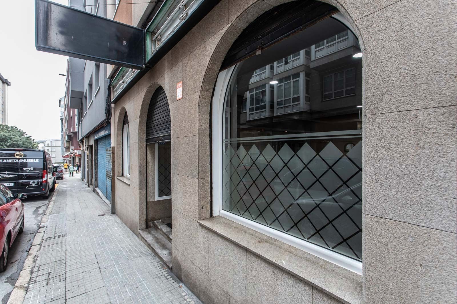 Vista exterior de Local en venda en A Coruña Capital  amb Moblat